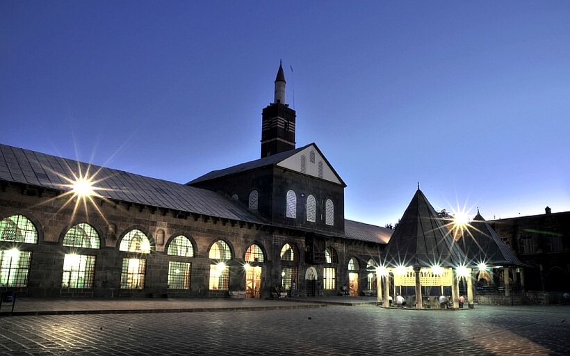 Diyarbakır Ulu Camii